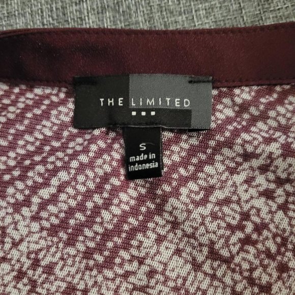 The Limited Burgundy & White Mesh Top - Picture 4 of 4